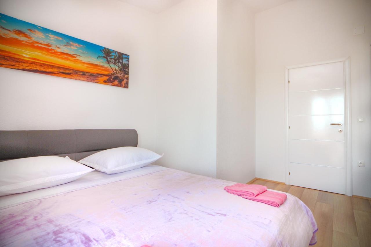 Conte Cikara Apartment Saricevi Exterior foto