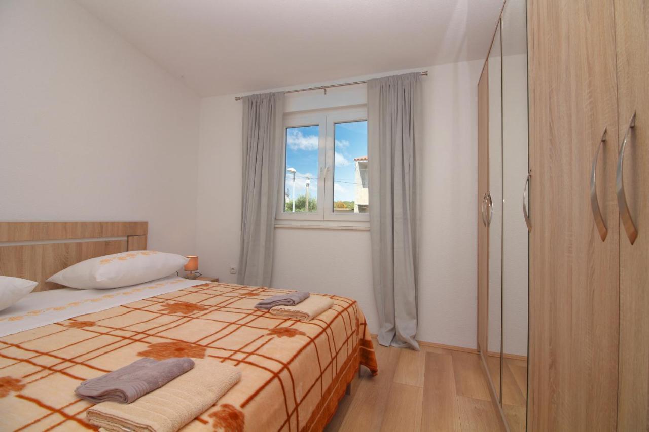Conte Cikara Apartment Saricevi Exterior foto