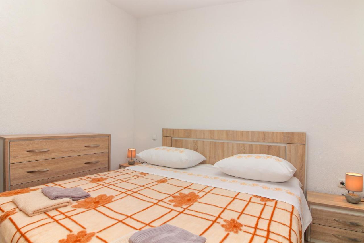 Conte Cikara Apartment Saricevi Exterior foto