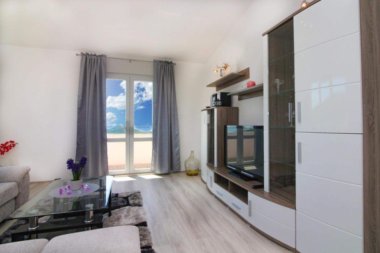 Conte Cikara Apartment Saricevi Exterior foto