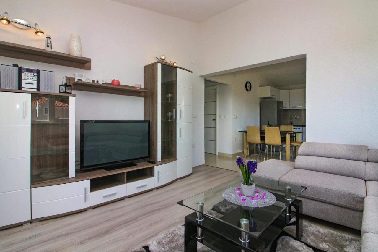 Conte Cikara Apartment Saricevi Exterior foto